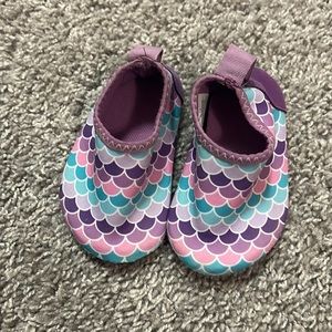Robeez water shoes